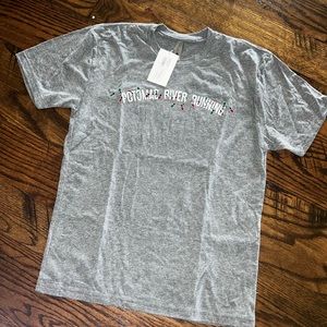 NWT- Potomac River Running holiday lights shirt